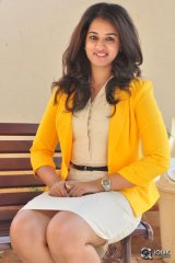 Nanditha at Krishnamma Kalipindi Iddarini Movie Press Meet